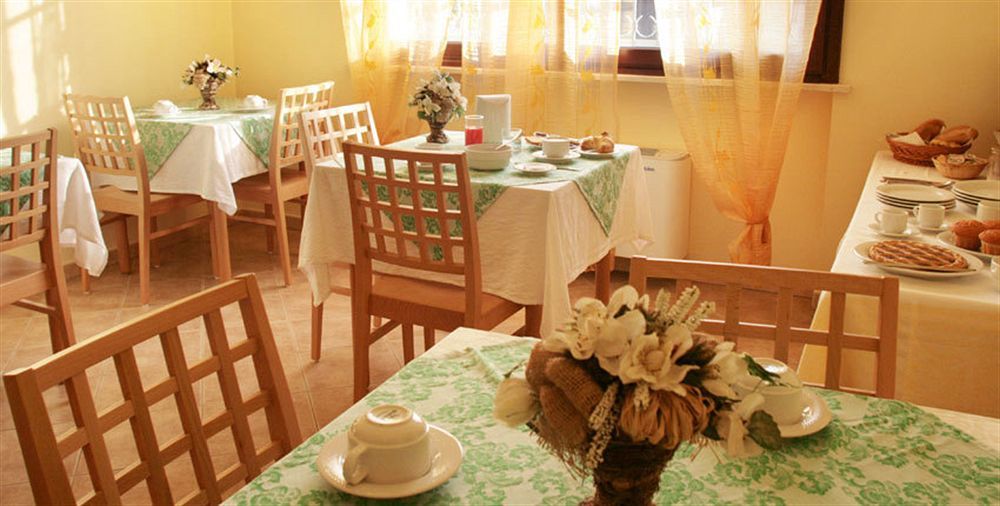 Casa Del Sole Relax Room กาสตริญาโน เดล กาโป ภายนอก รูปภาพ